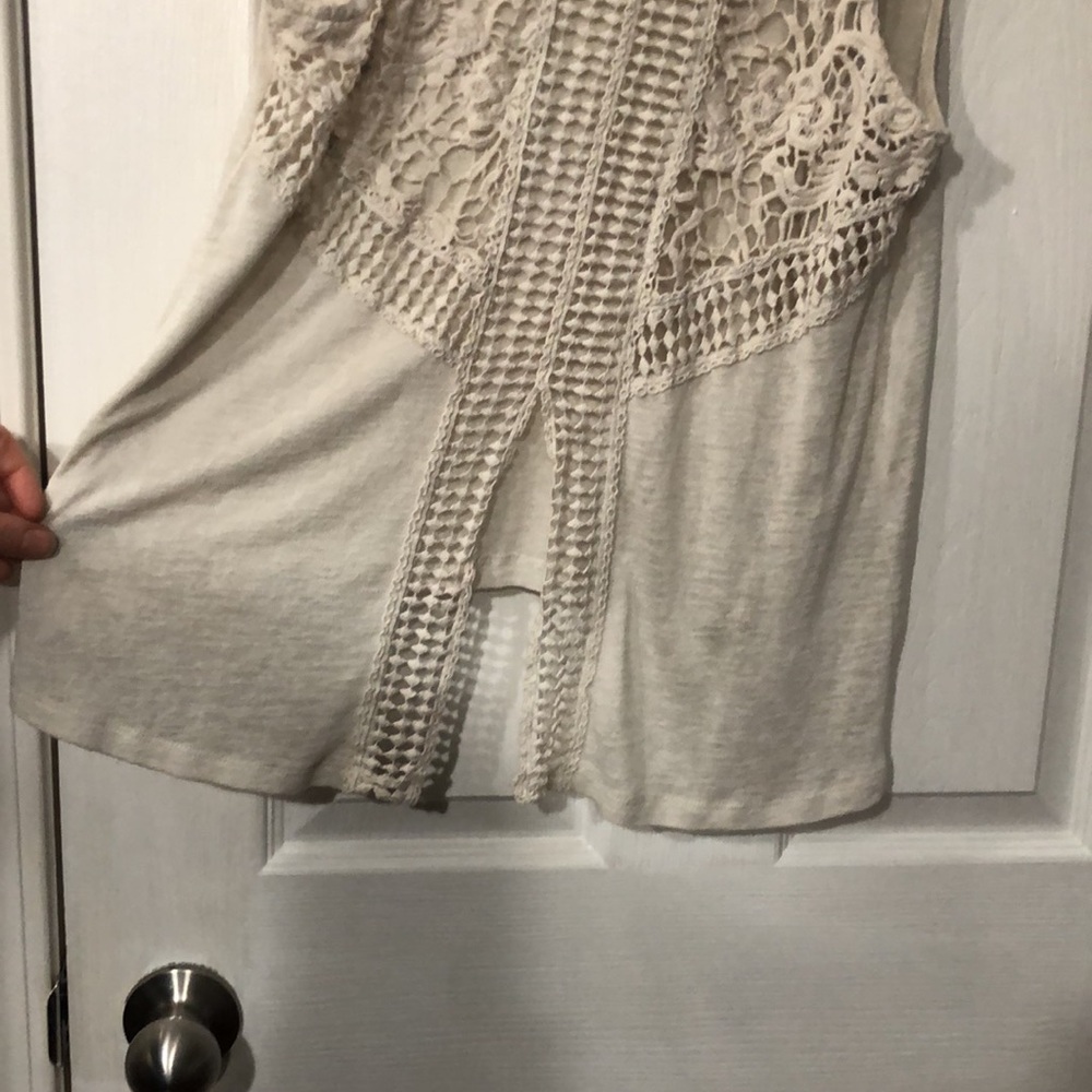 Cream Colored Tank - Picture 3 of 3